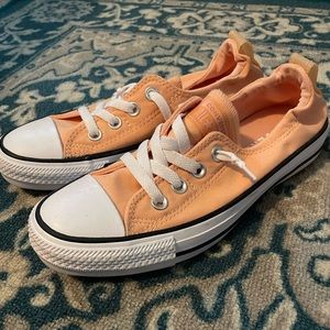 Low rise light orange Converse
